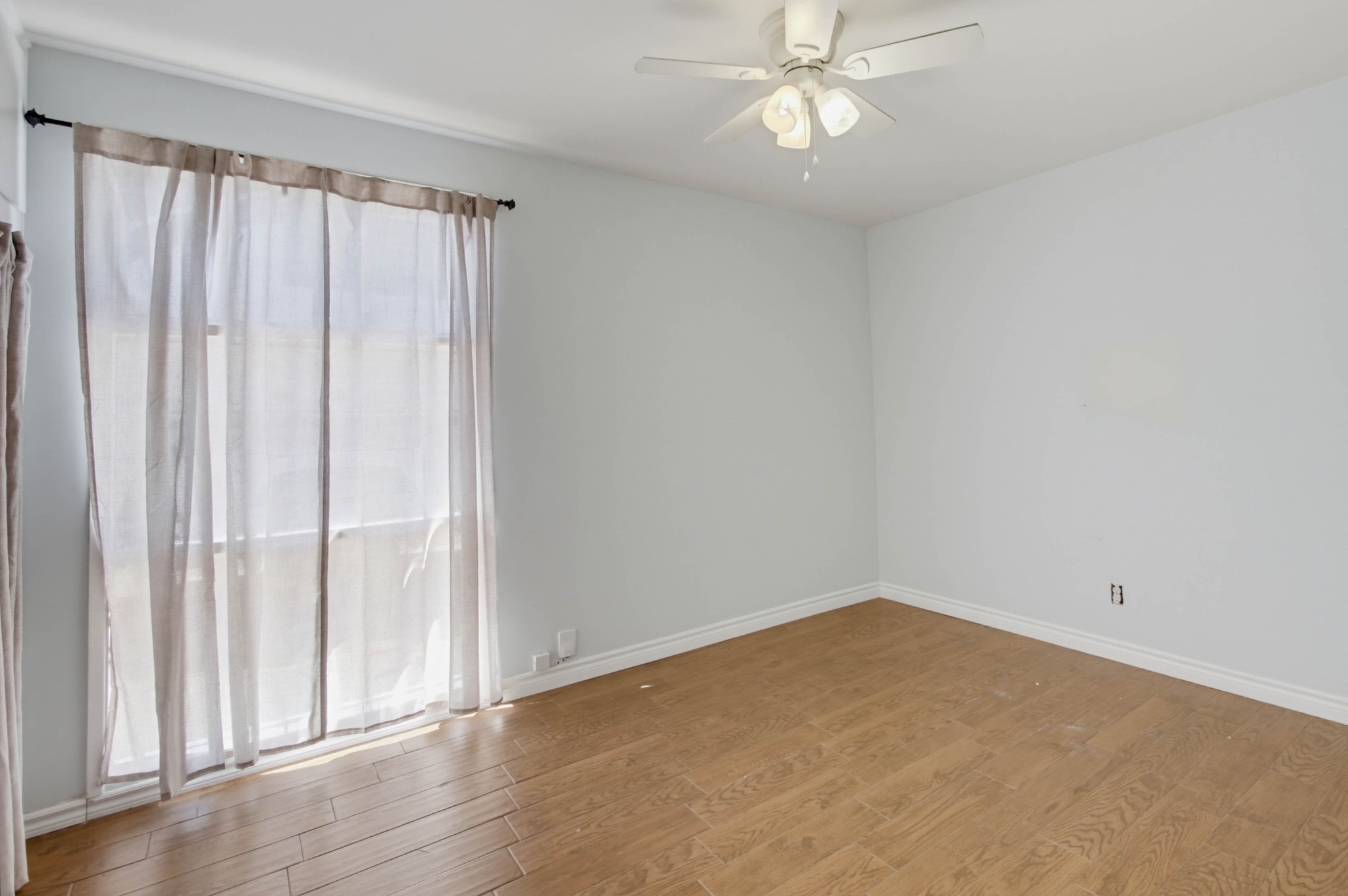 Virtual tour photo 19 of 44 for 5101 Diane Ave