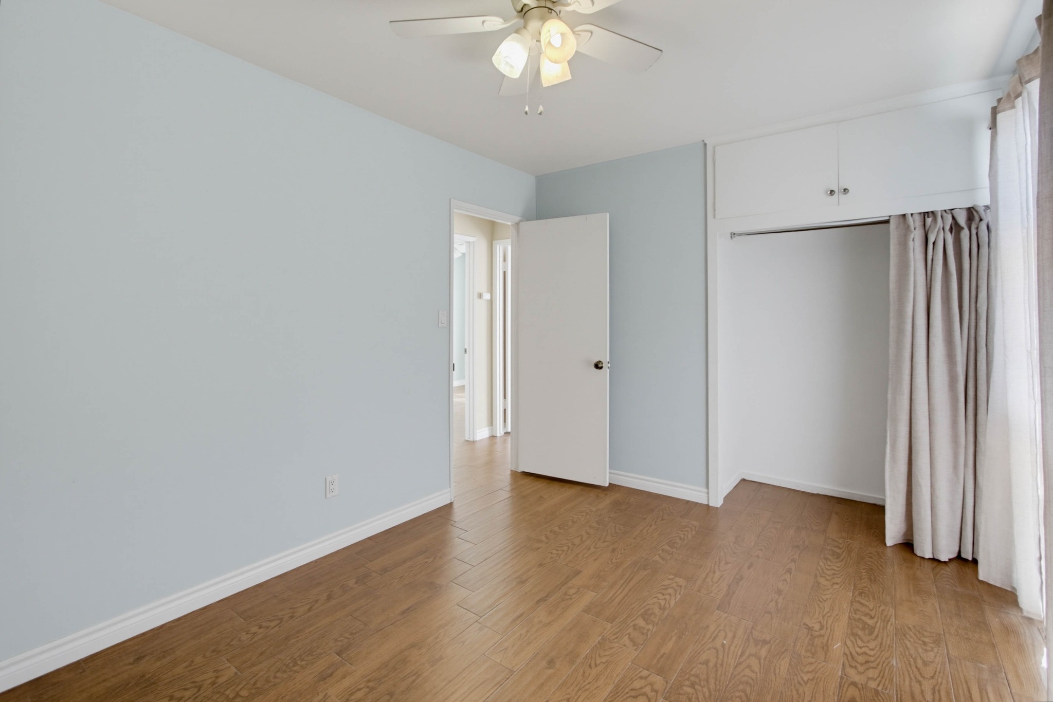 Virtual tour photo 21 of 44 for 5101 Diane Ave