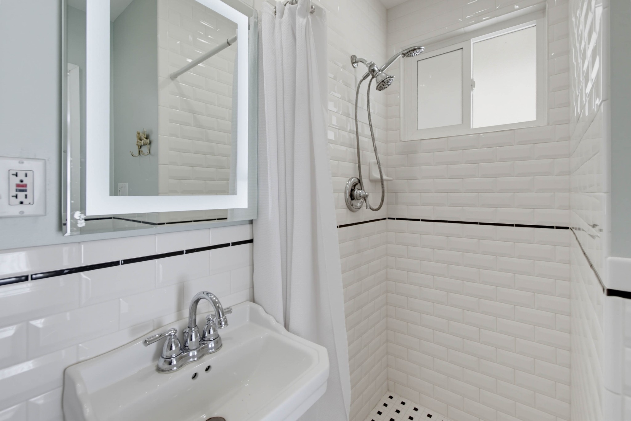 Virtual tour photo 30 of 44 for 5101 Diane Ave