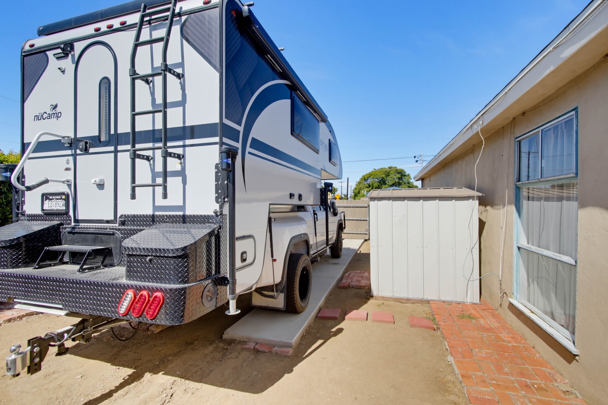 Virtual tour photo 41 of 44 for 5101 Diane Ave