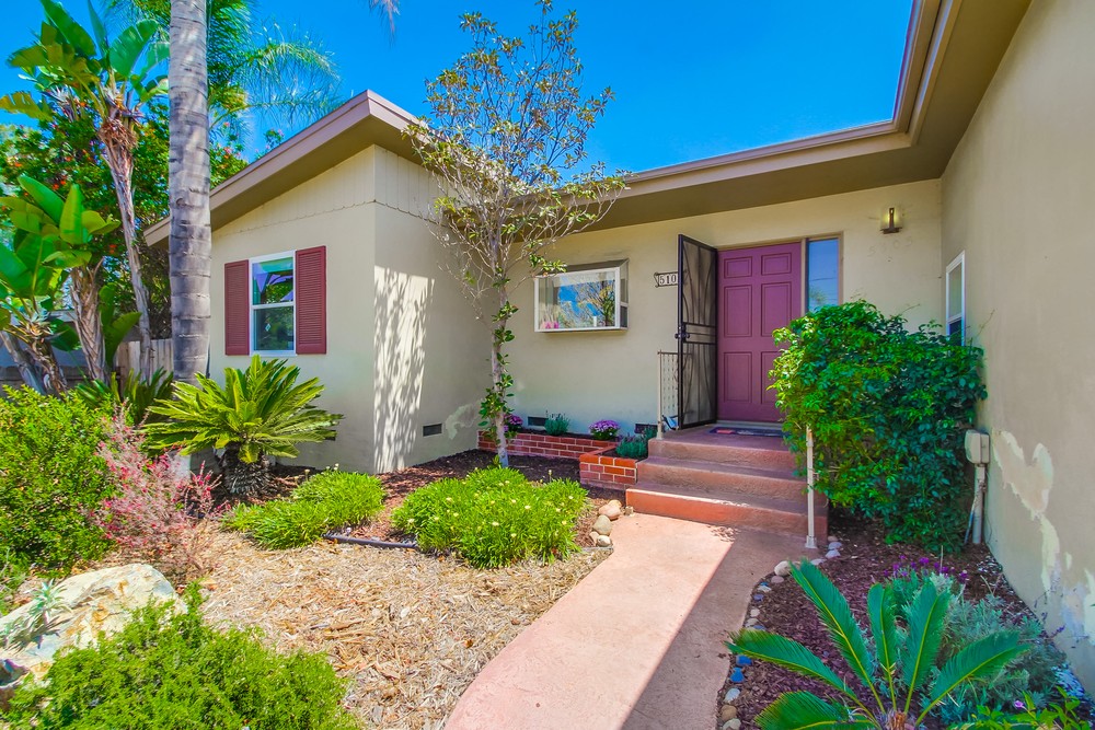 Virtual tour photo 4 of 26 for 5105 Gary St