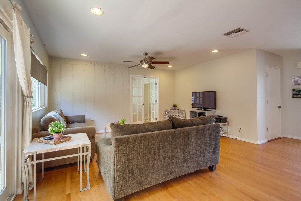 Virtual tour photo 8 of 26 for 5105 Gary St