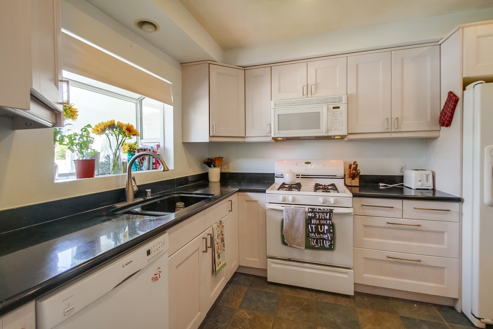 Virtual tour photo 15 of 26 for 5105 Gary St