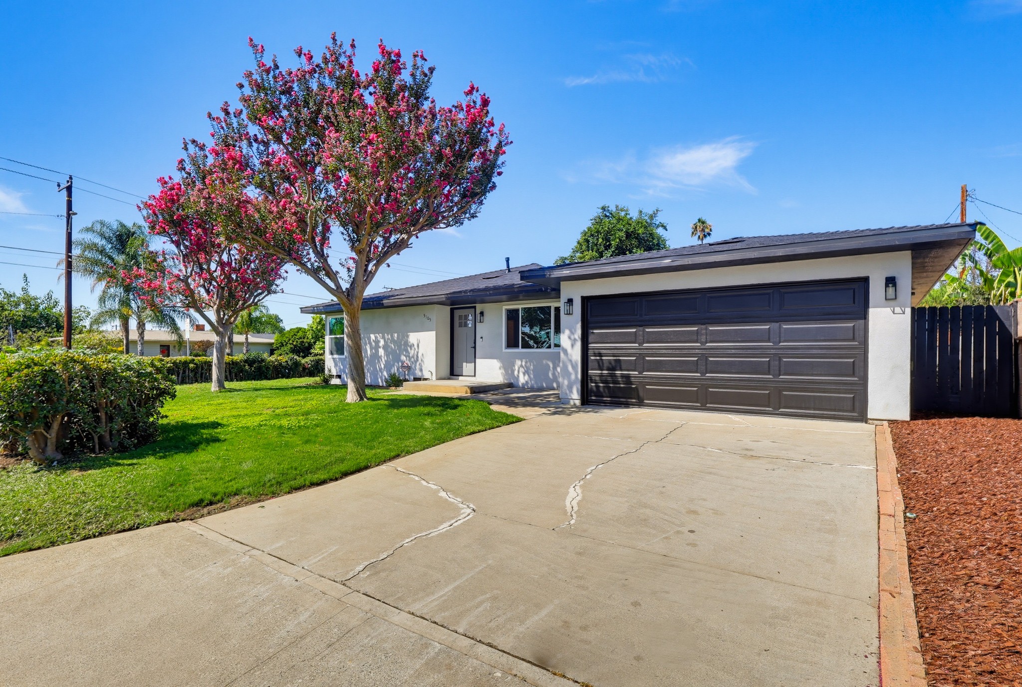 Virtual tour photo 3 of 74 for 5105 Golden West Ave