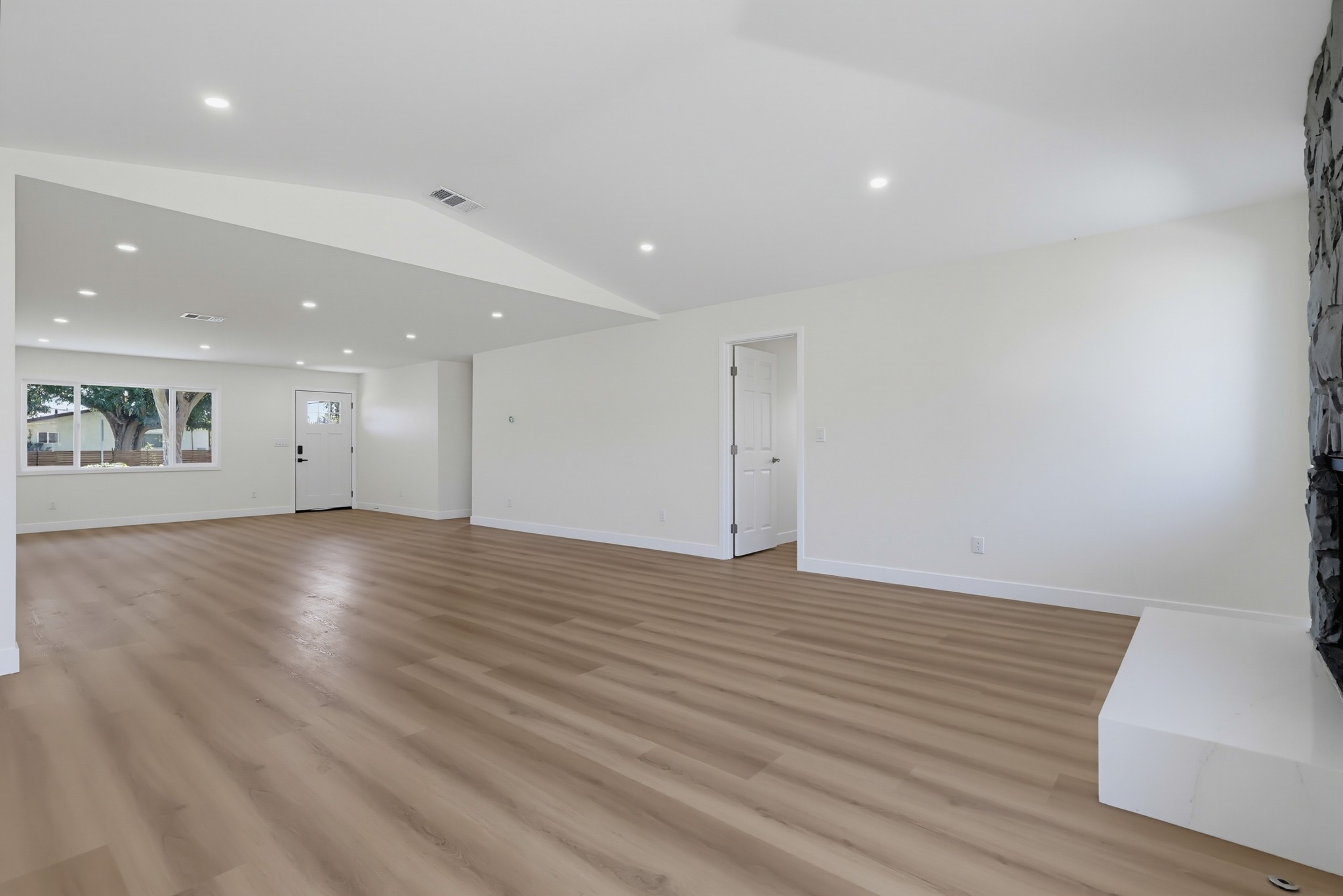 Virtual tour photo 18 of 74 for 5105 Golden West Ave