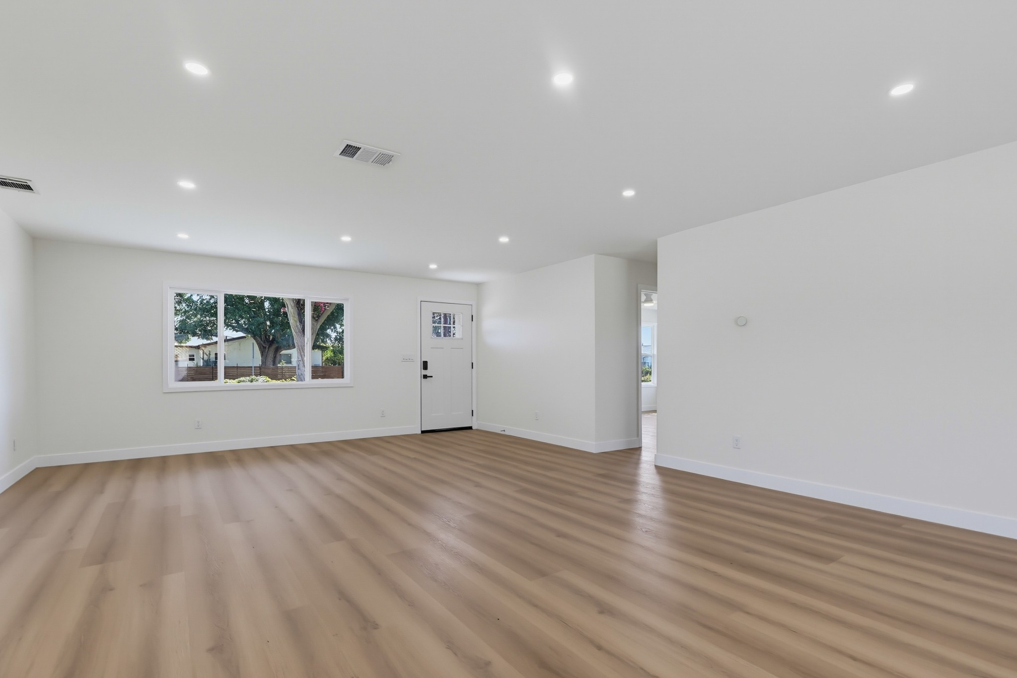 Virtual tour photo 22 of 74 for 5105 Golden West Ave