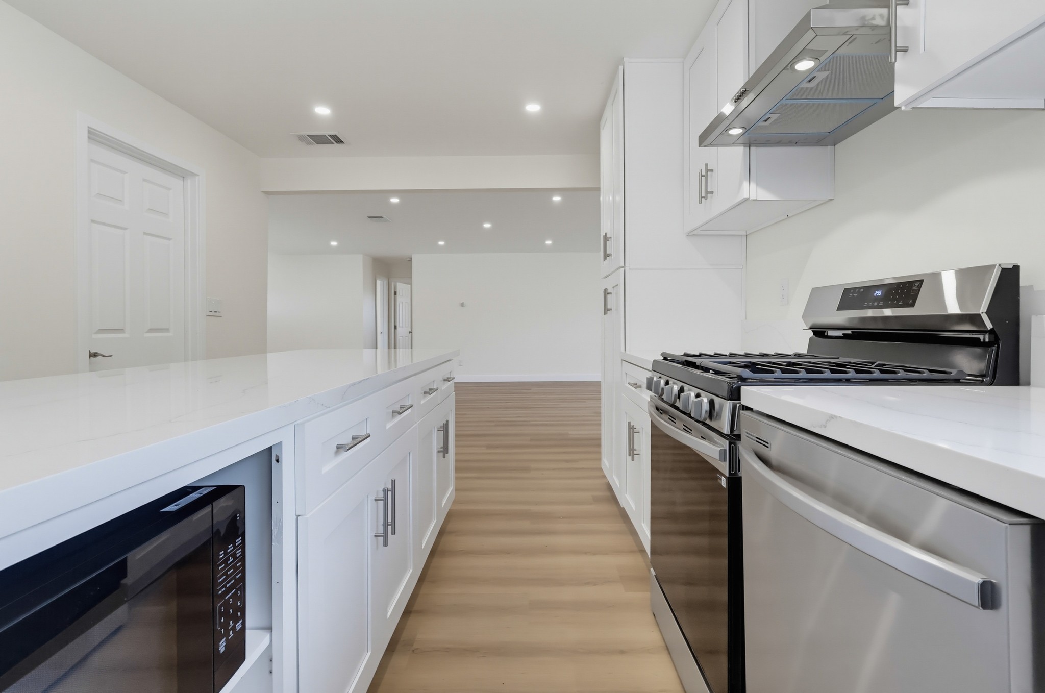 Virtual tour photo 29 of 74 for 5105 Golden West Ave