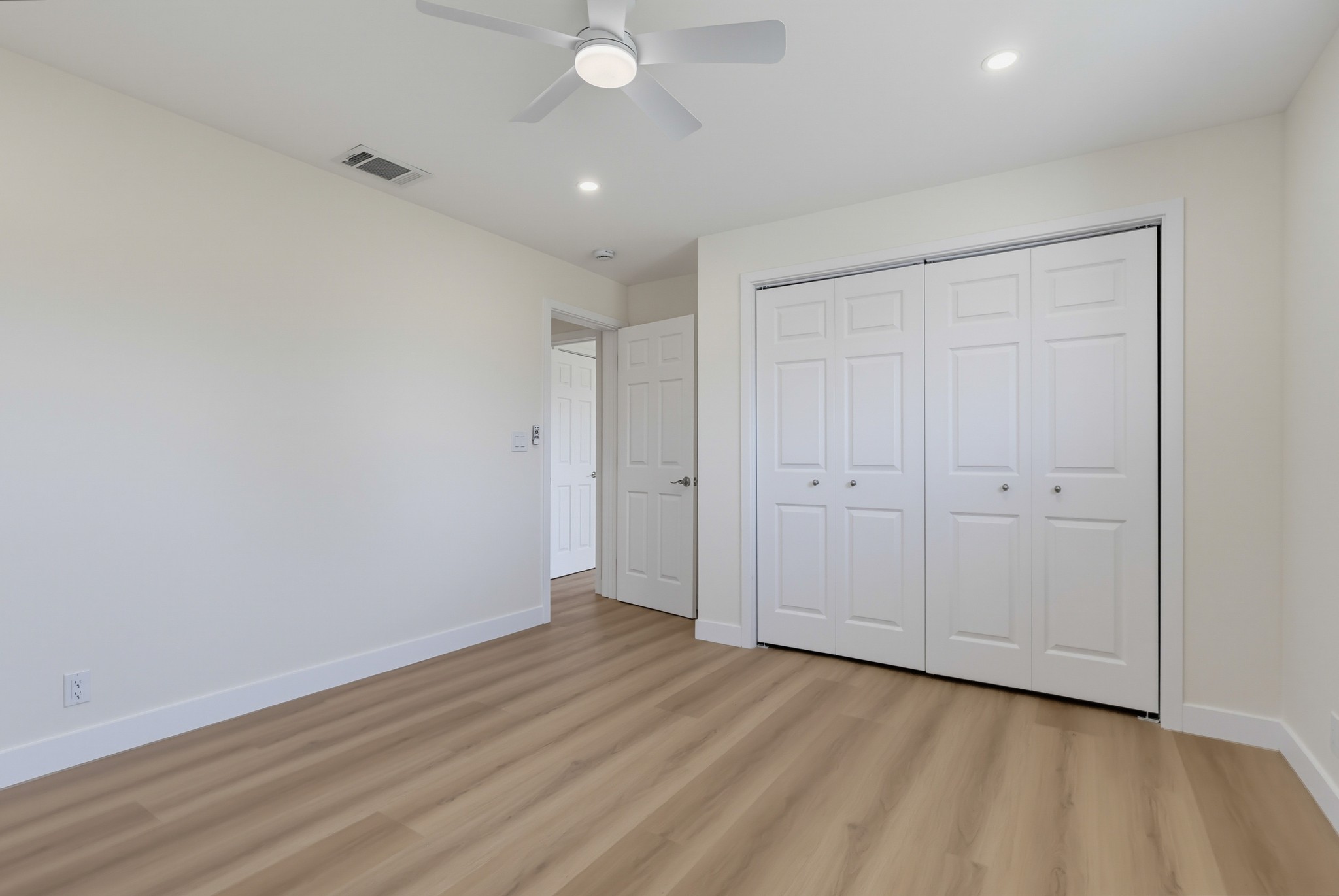 Virtual tour photo 40 of 74 for 5105 Golden West Ave