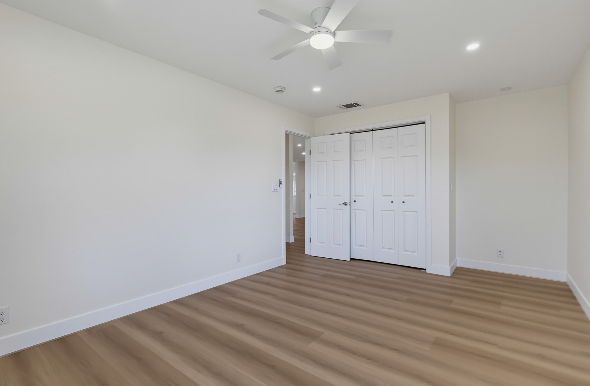 Virtual tour photo 44 of 74 for 5105 Golden West Ave