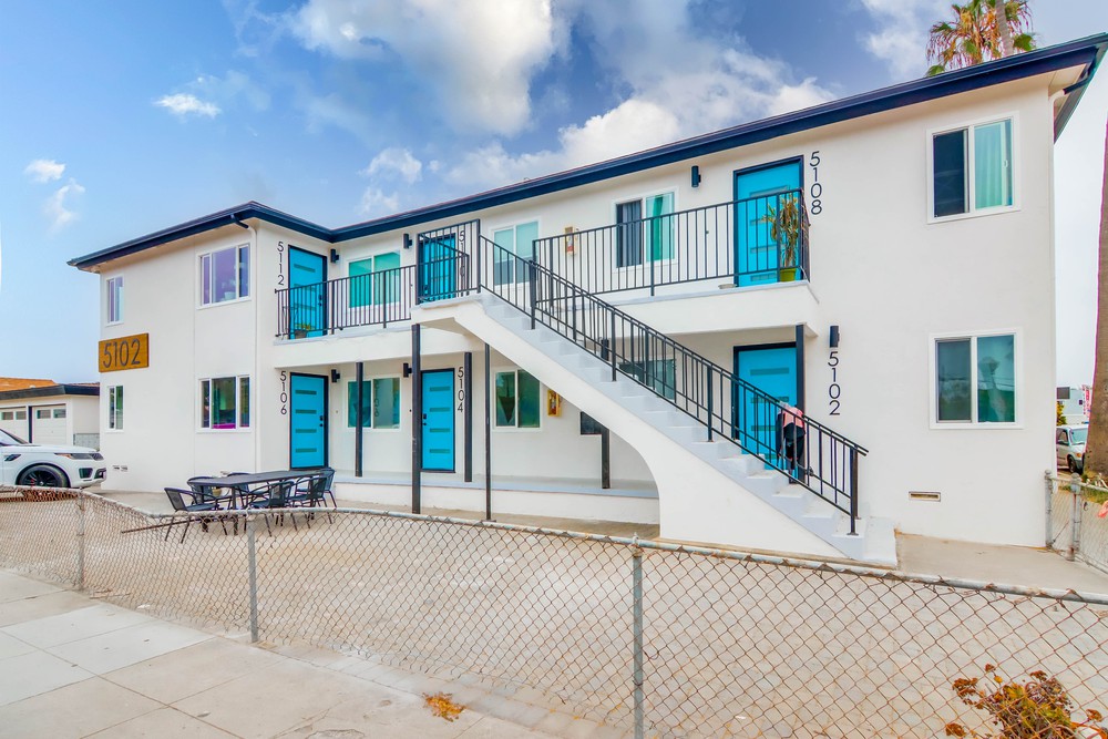 Virtual tour photo 1 of 34 for 5106 Muir Ave