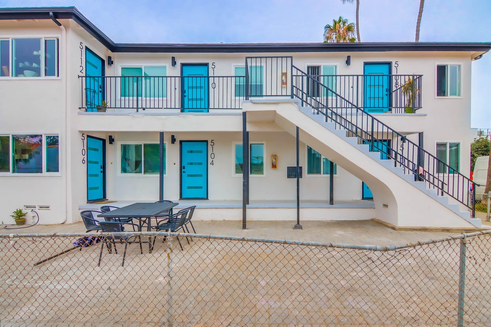 Virtual tour photo 4 of 34 for 5106 Muir Ave