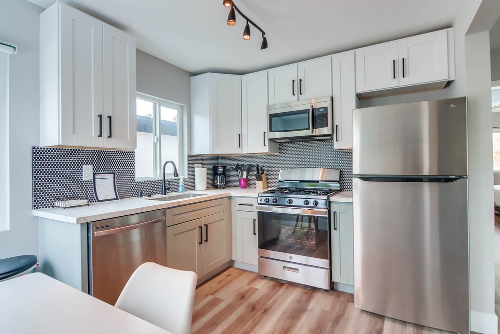 Virtual tour photo 19 of 34 for 5106 Muir Ave