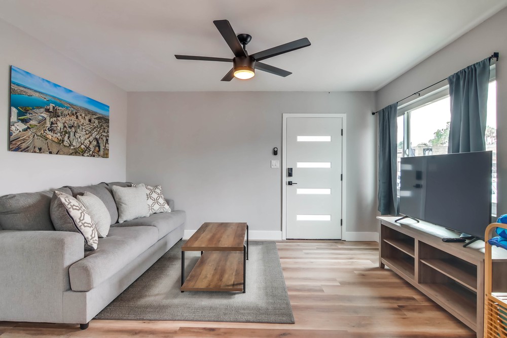 Virtual tour photo 22 of 34 for 5106 Muir Ave