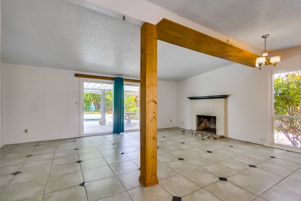 Virtual tour photo 5 of 31 for 511 Cochran Ave