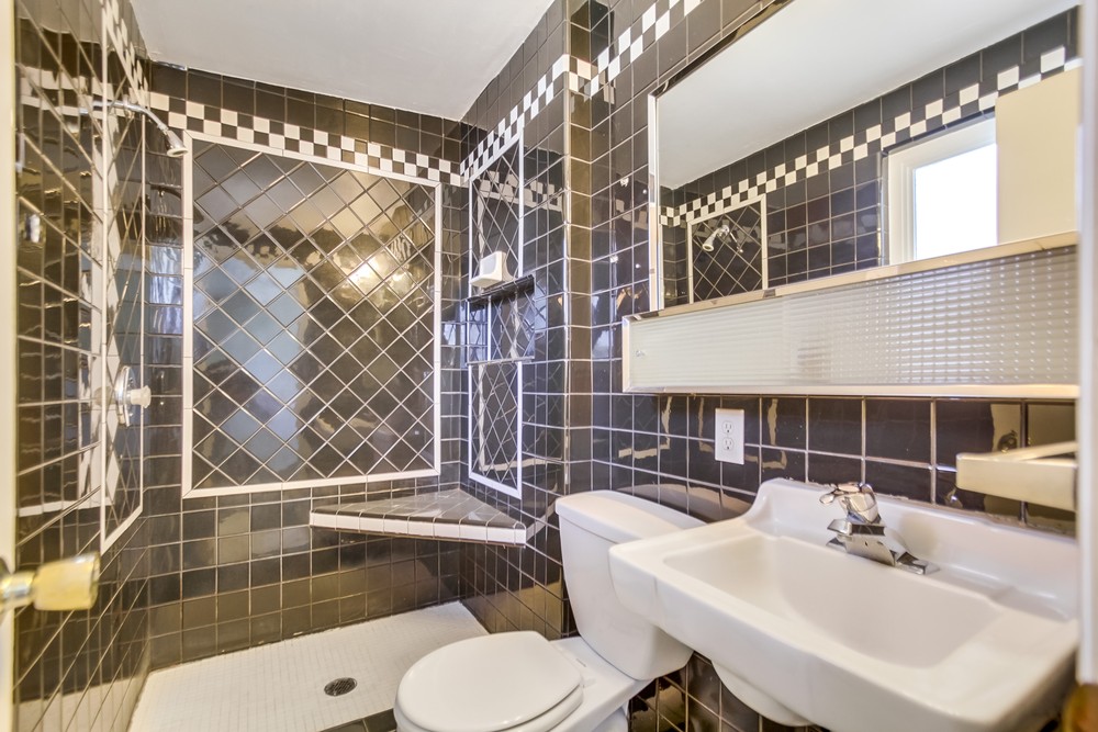 Virtual tour photo 15 of 31 for 511 Cochran Ave