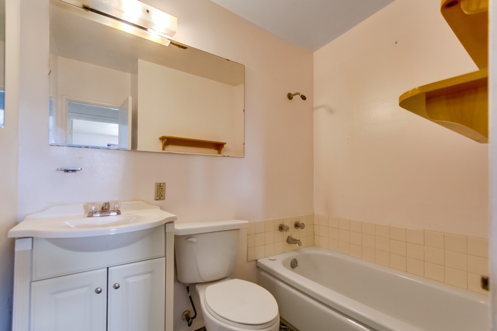 Virtual tour photo 20 of 31 for 511 Cochran Ave
