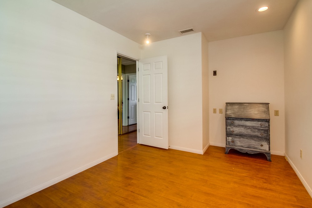 Virtual tour photo 43 of 60 for 5111 Gaylord Dr