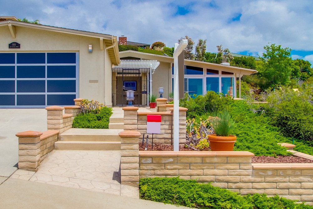 Virtual tour photo 4 of 49 for 5111 San Aquario Dr