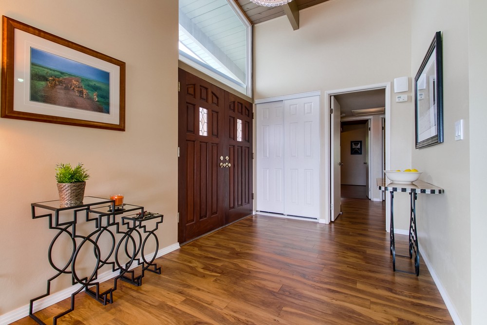 Virtual tour photo 17 of 49 for 5111 San Aquario Dr