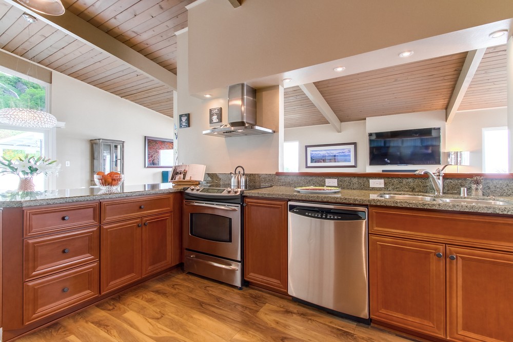 Virtual tour photo 27 of 49 for 5111 San Aquario Dr