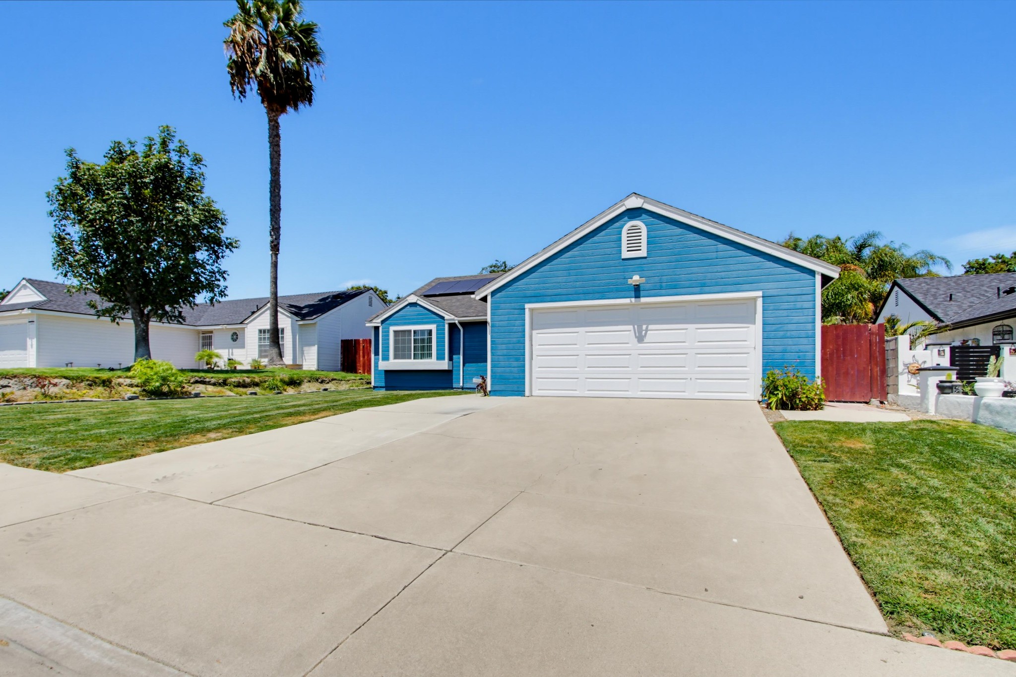 Virtual tour photo 4 of 42 for 5117 Greenbrook St