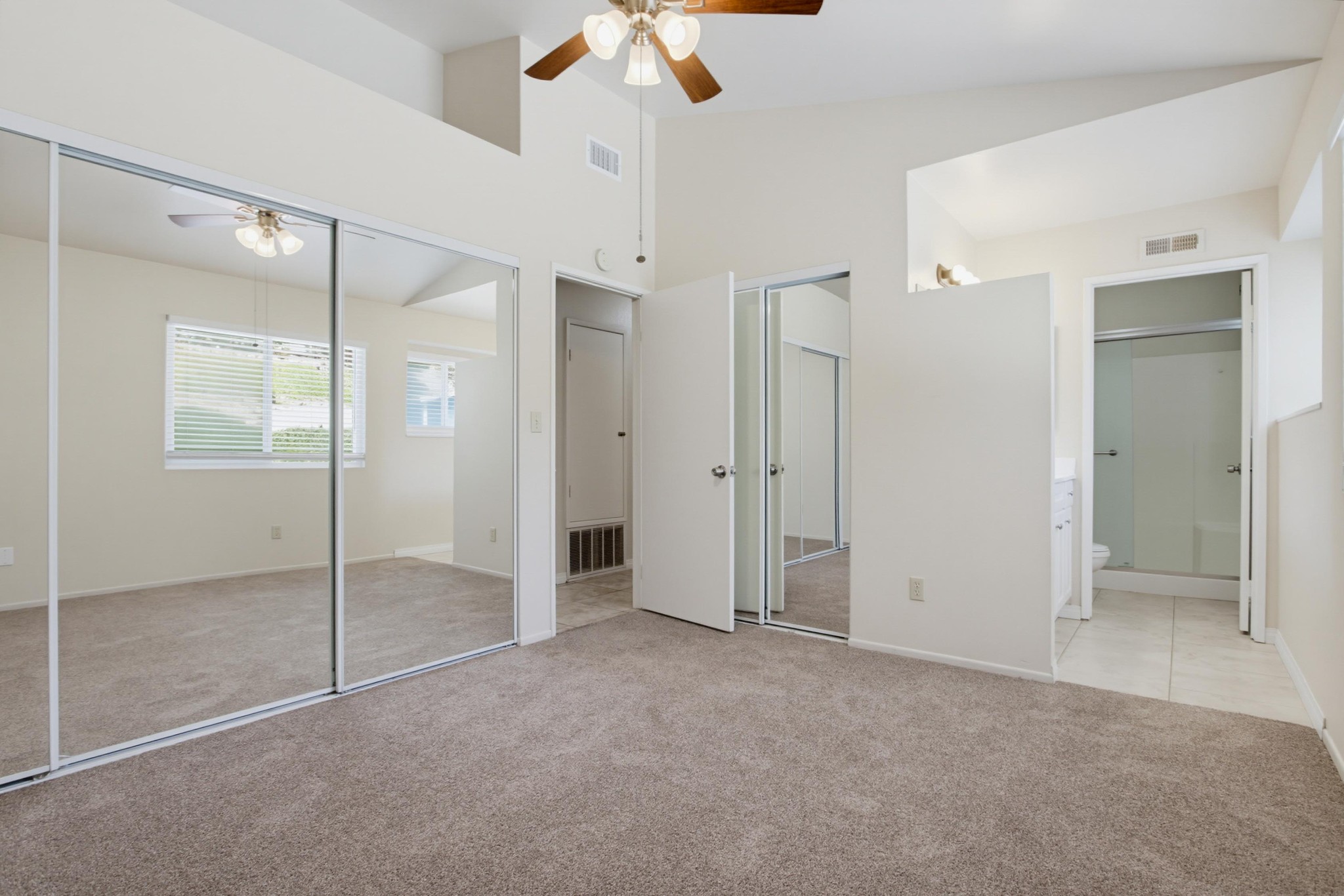Virtual tour photo 30 of 42 for 5117 Greenbrook St