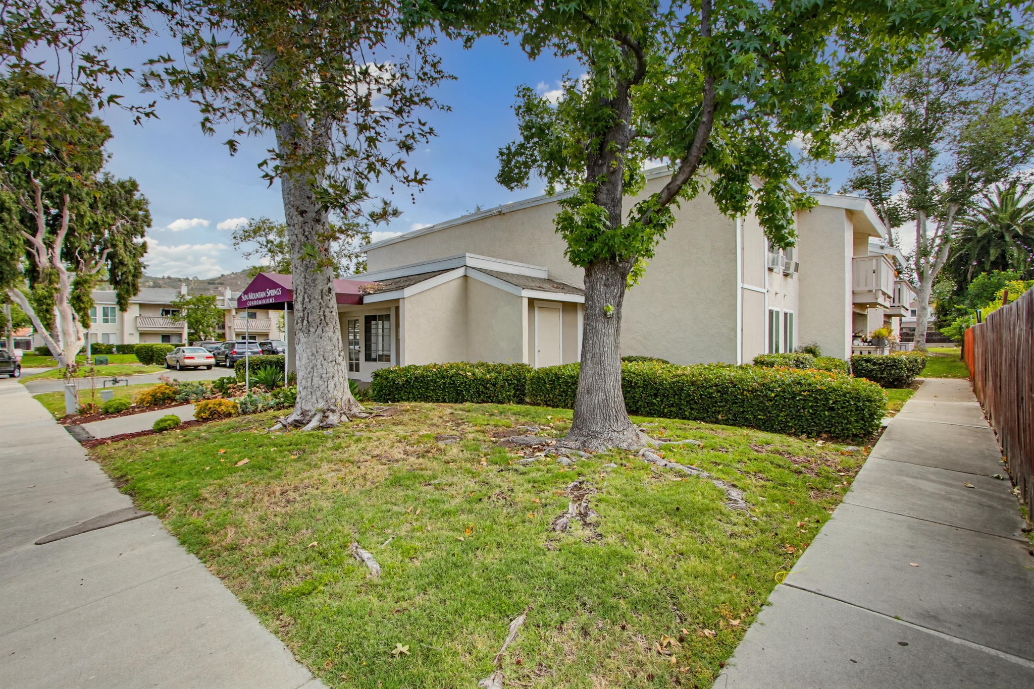Virtual tour photo 1 of 42 for 512 Sandalwood Pl