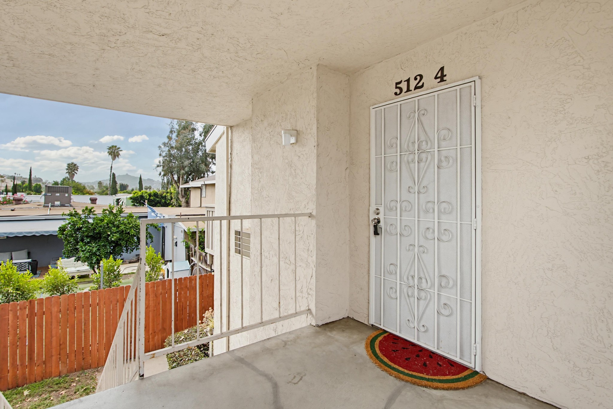 Virtual tour photo 5 of 42 for 512 Sandalwood Pl