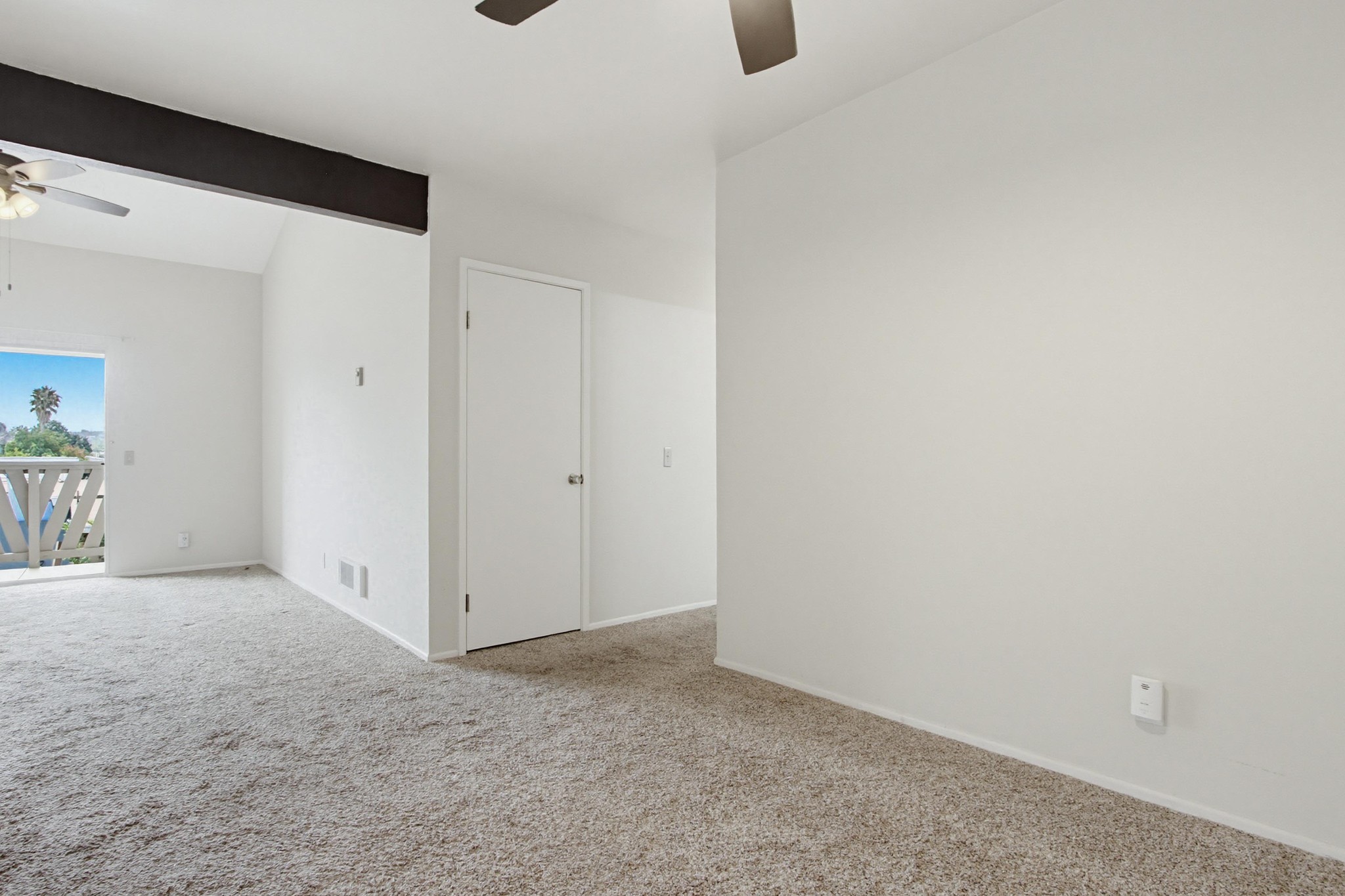 Virtual tour photo 12 of 42 for 512 Sandalwood Pl