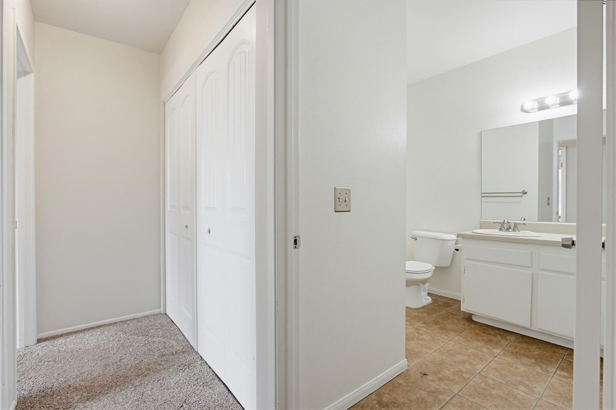 Virtual tour photo 20 of 42 for 512 Sandalwood Pl