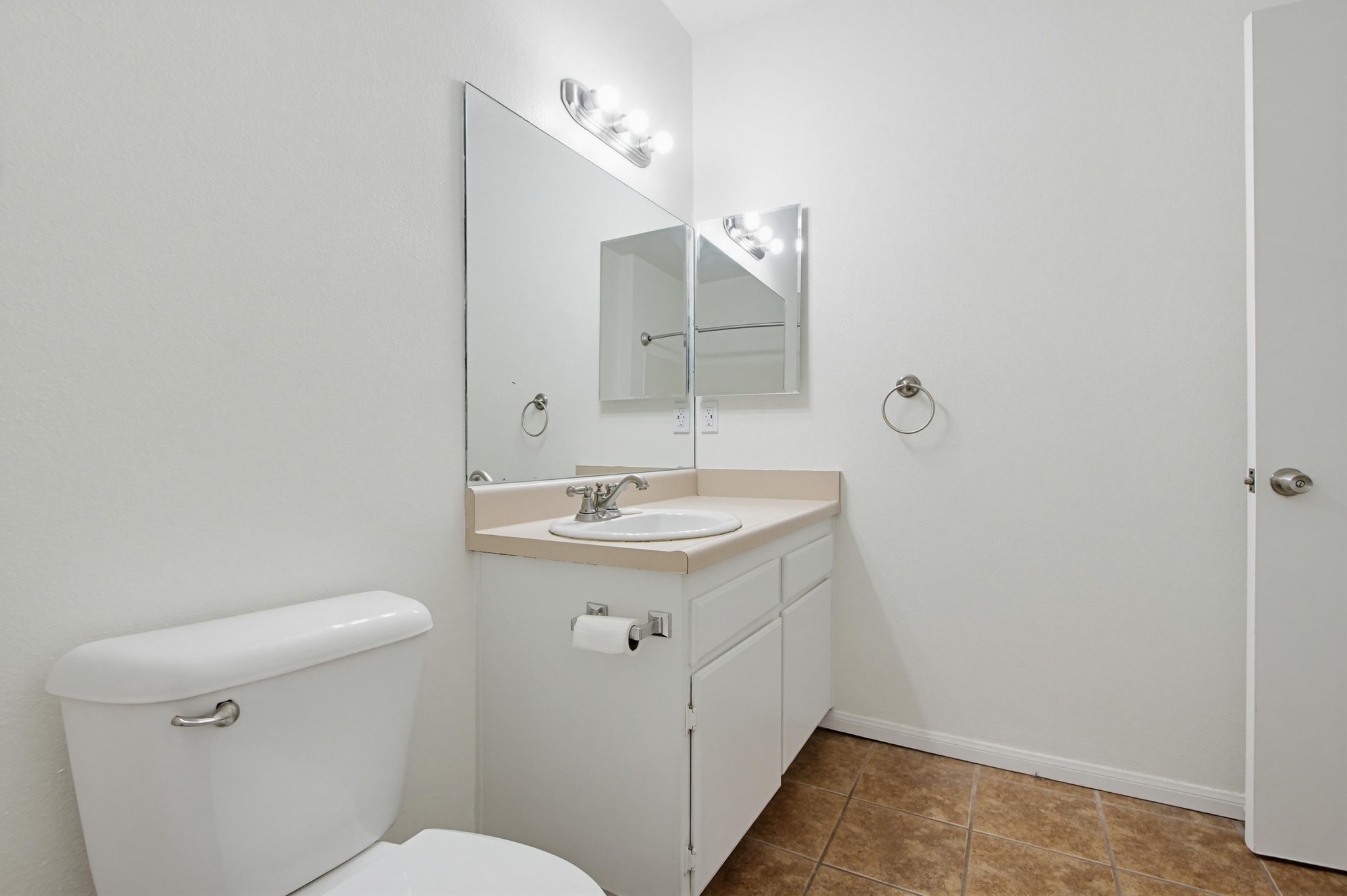 Virtual tour photo 21 of 42 for 512 Sandalwood Pl