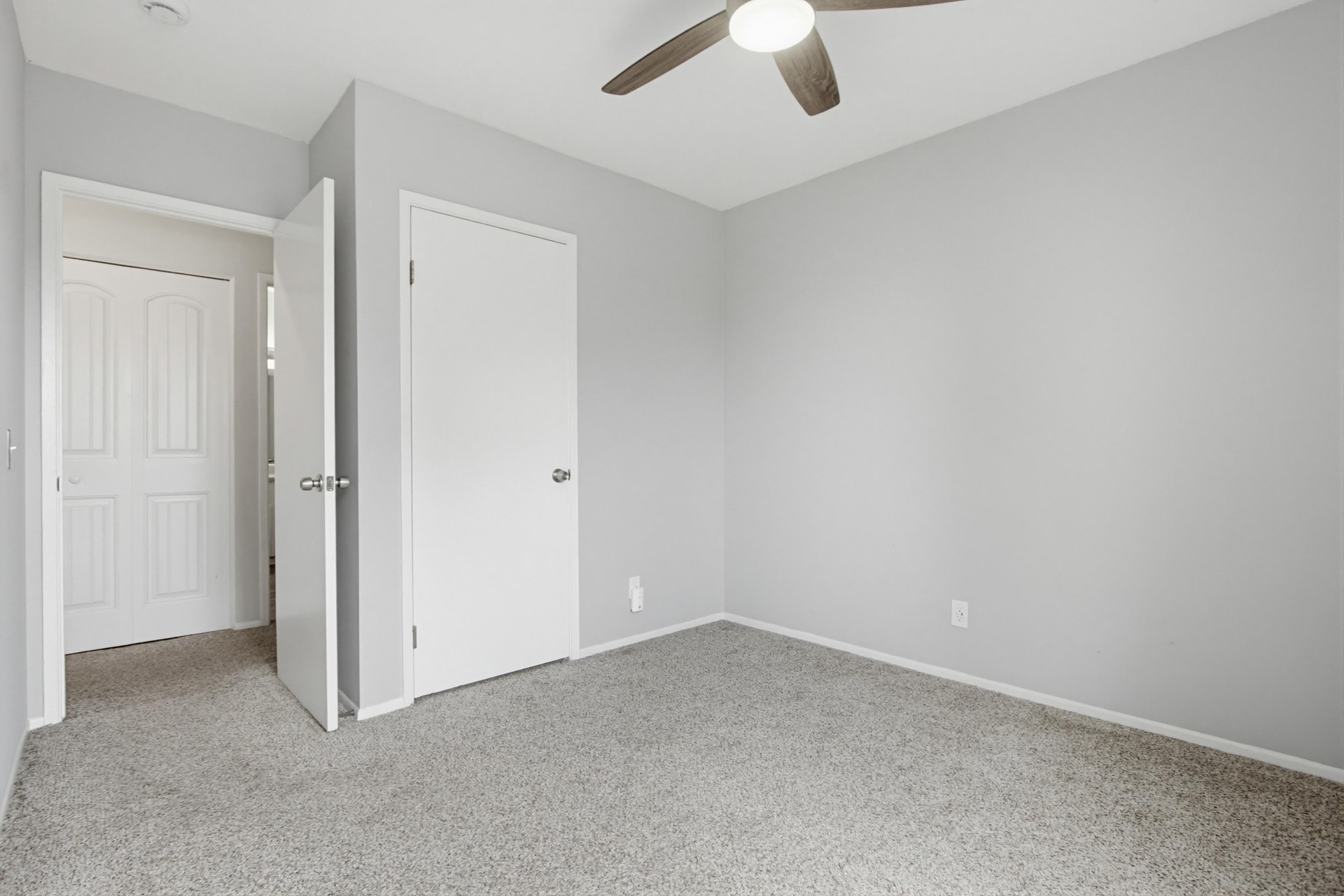 Virtual tour photo 25 of 42 for 512 Sandalwood Pl
