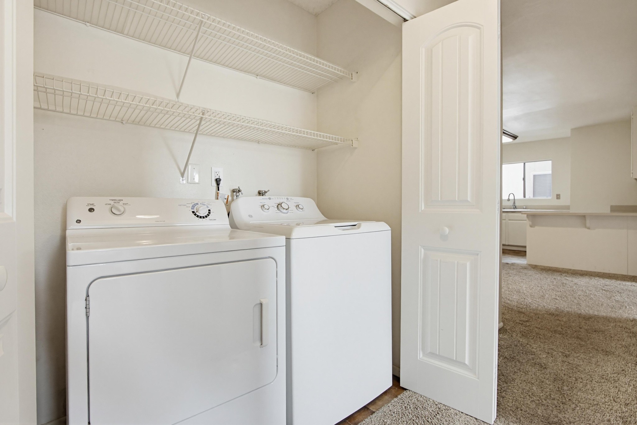 Virtual tour photo 26 of 42 for 512 Sandalwood Pl