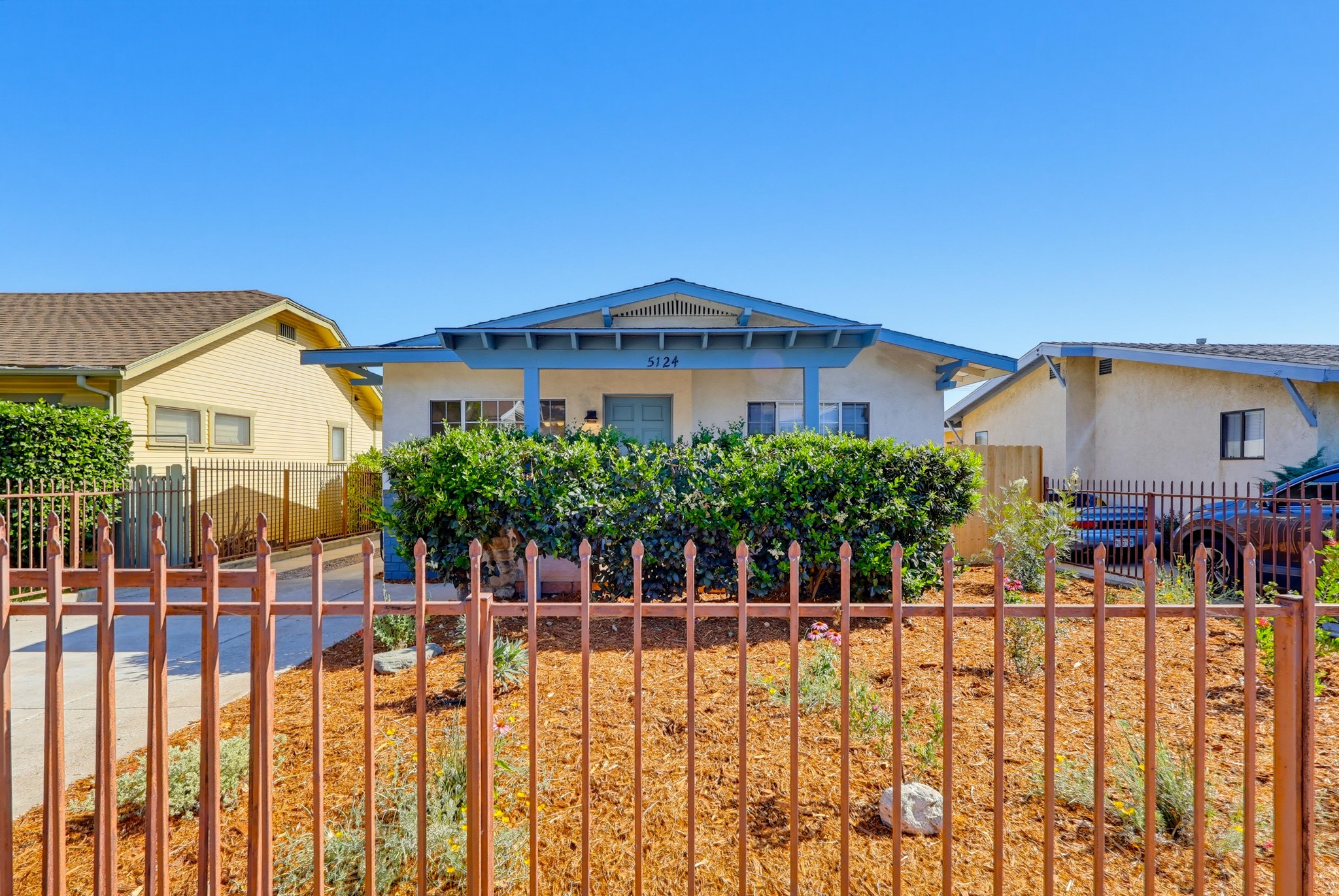 Virtual tour photo 3 of 93 for 5124 Range View Ave