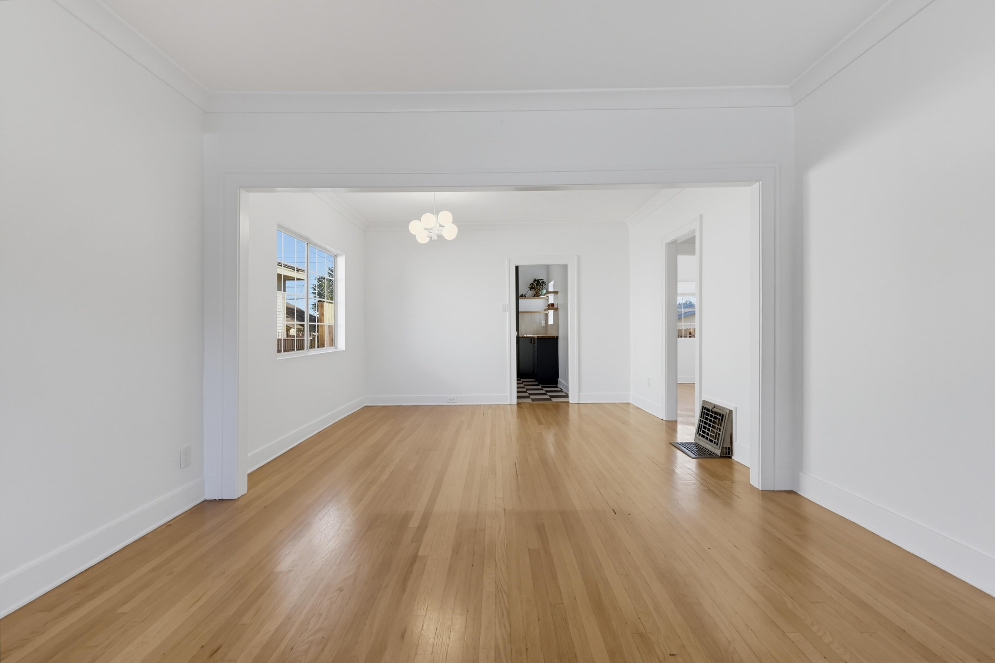 Virtual tour photo 15 of 93 for 5124 Range View Ave