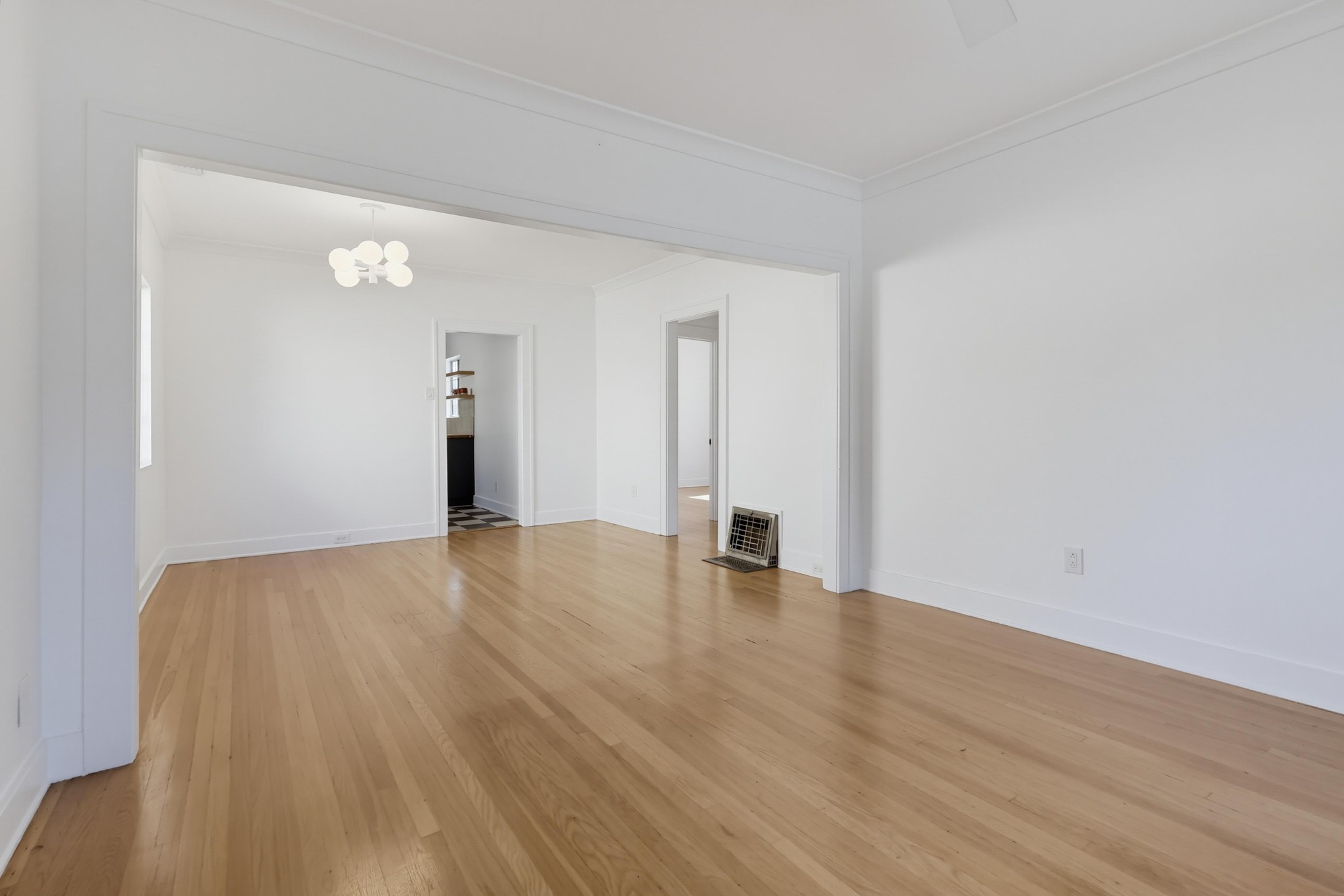 Virtual tour photo 16 of 93 for 5124 Range View Ave