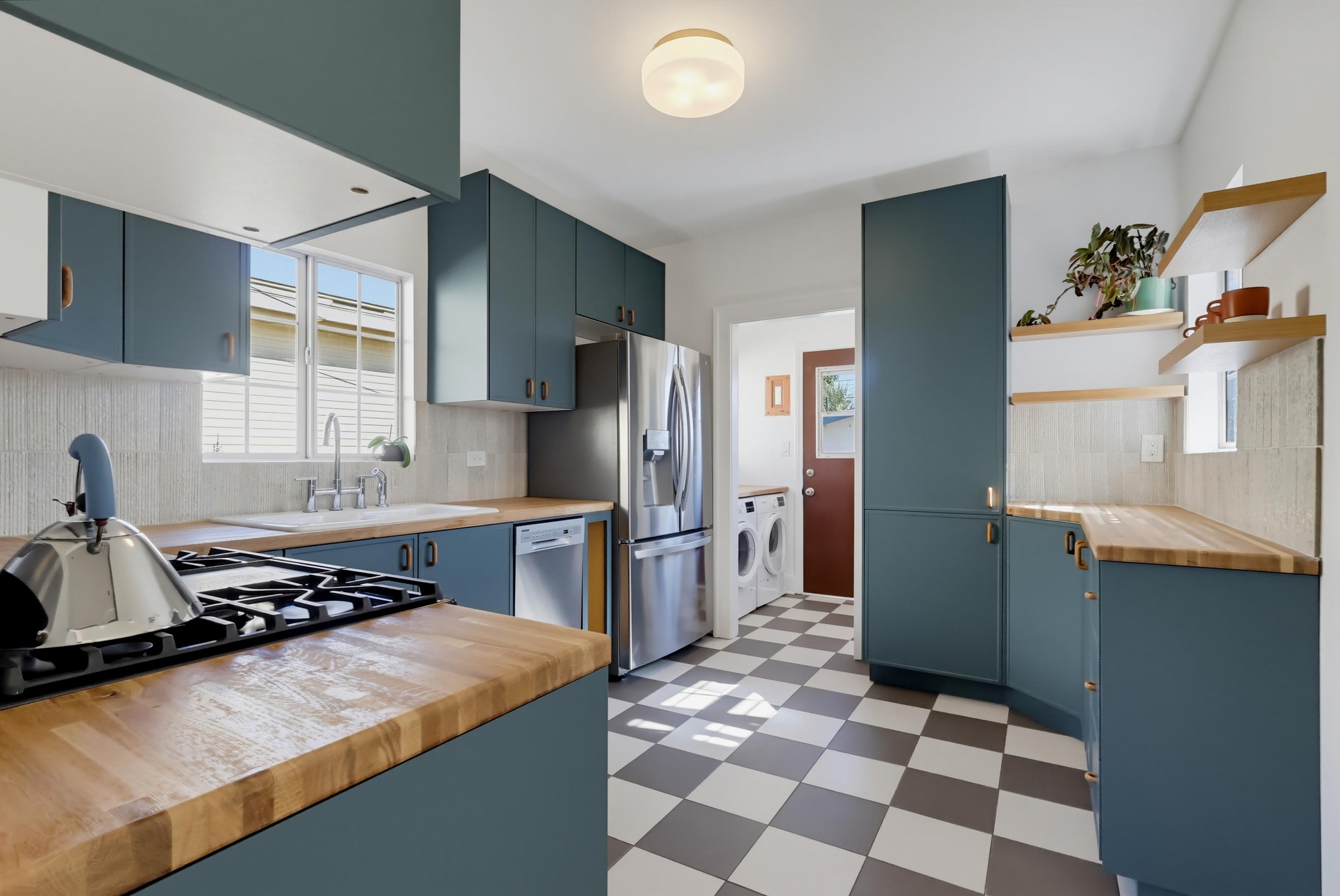 Virtual tour photo 25 of 93 for 5124 Range View Ave