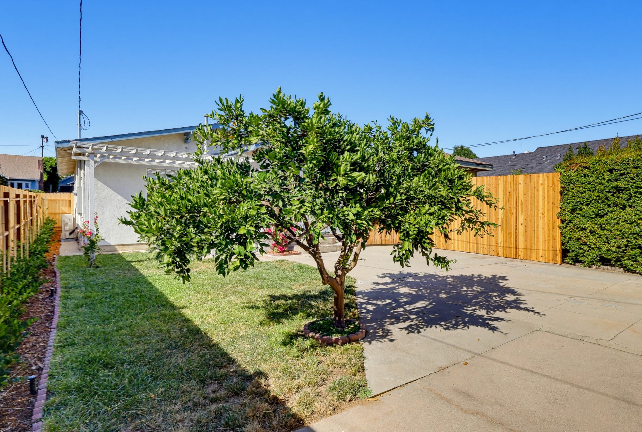 Virtual tour photo 65 of 93 for 5124 Range View Ave