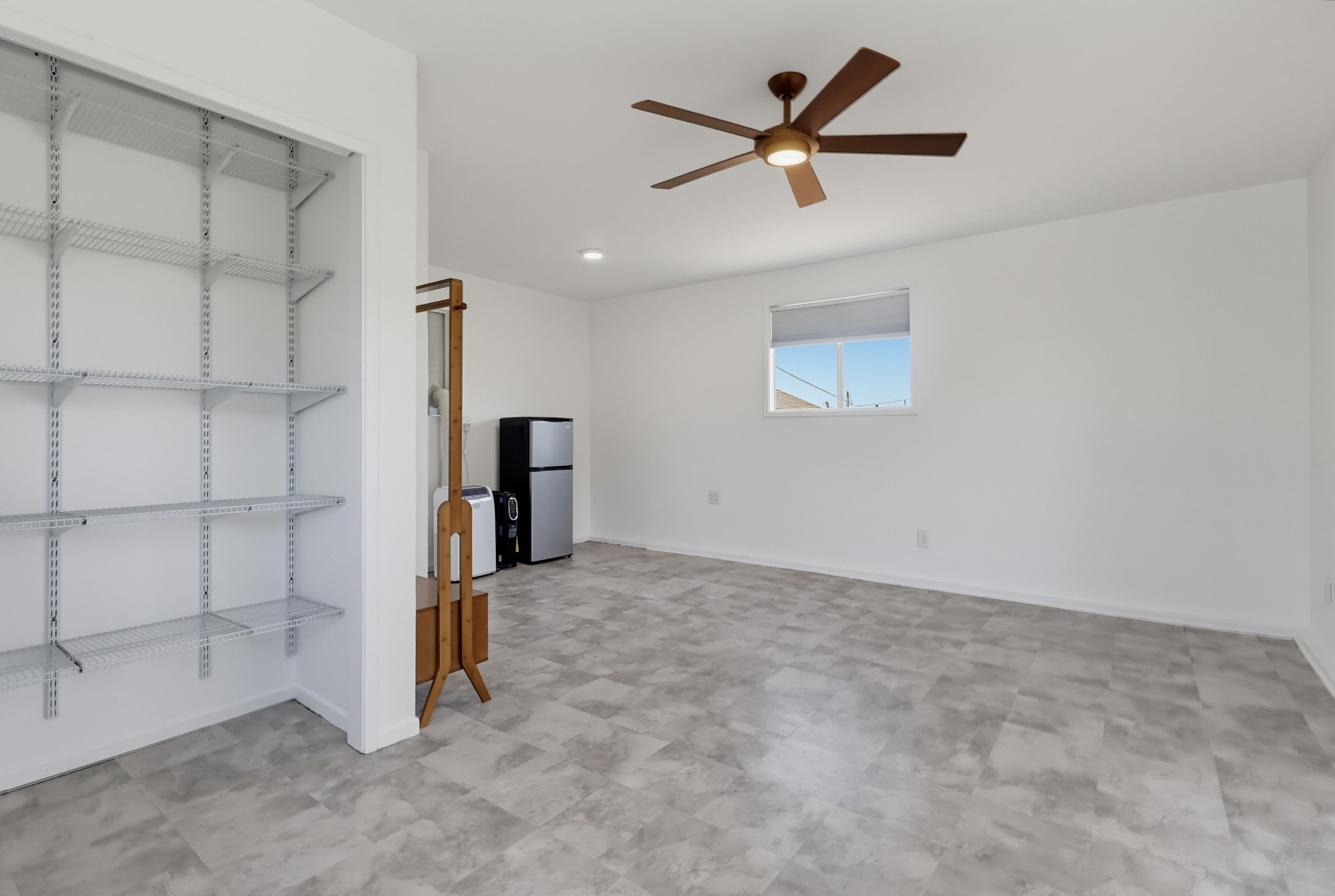 Virtual tour photo 79 of 93 for 5124 Range View Ave