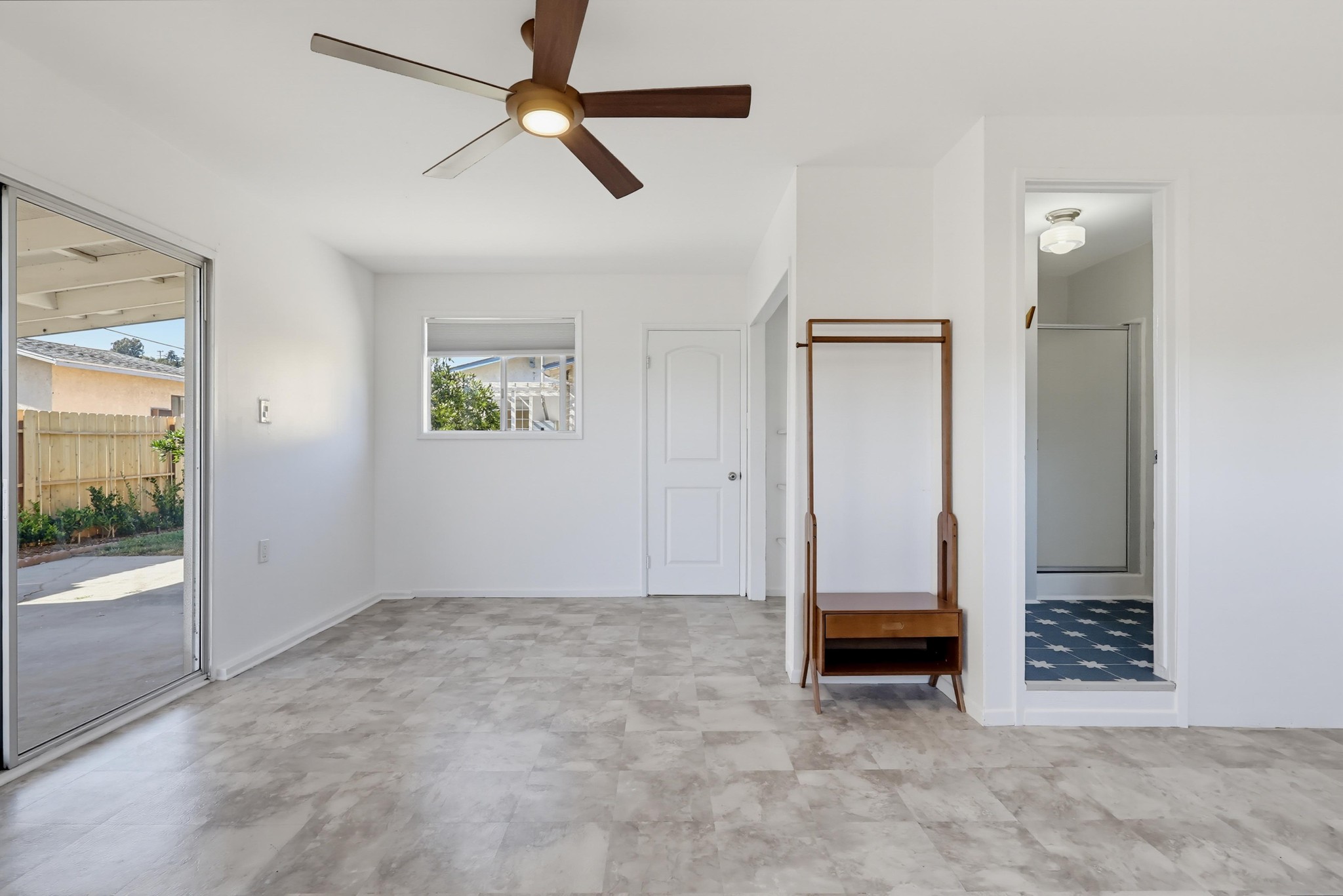 Virtual tour photo 83 of 93 for 5124 Range View Ave