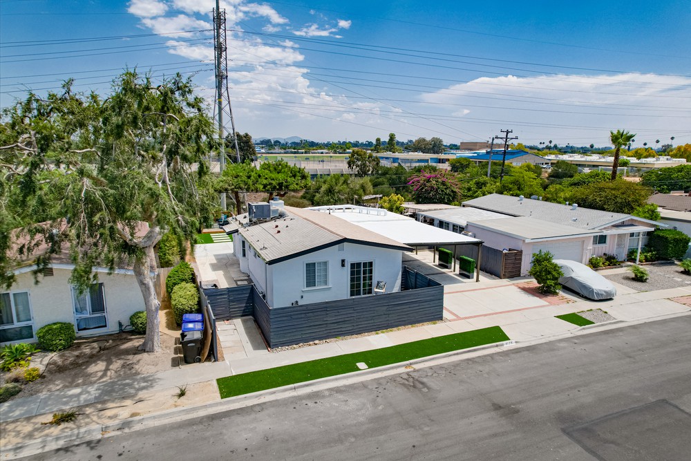 Virtual tour photo 6 of 52 for 5125 Dawne St