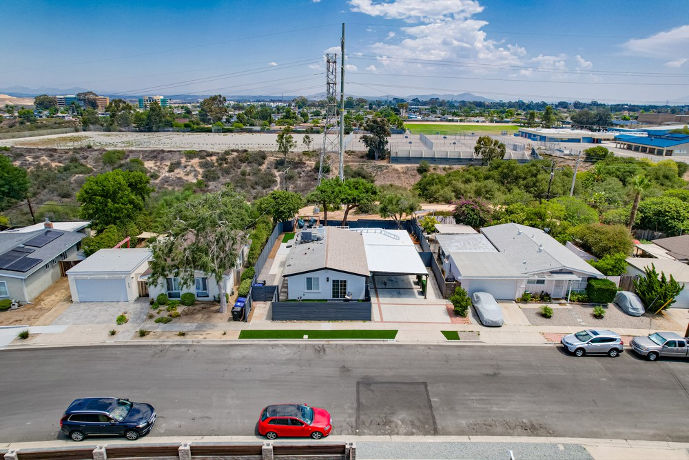 Virtual tour photo 17 of 52 for 5125 Dawne St