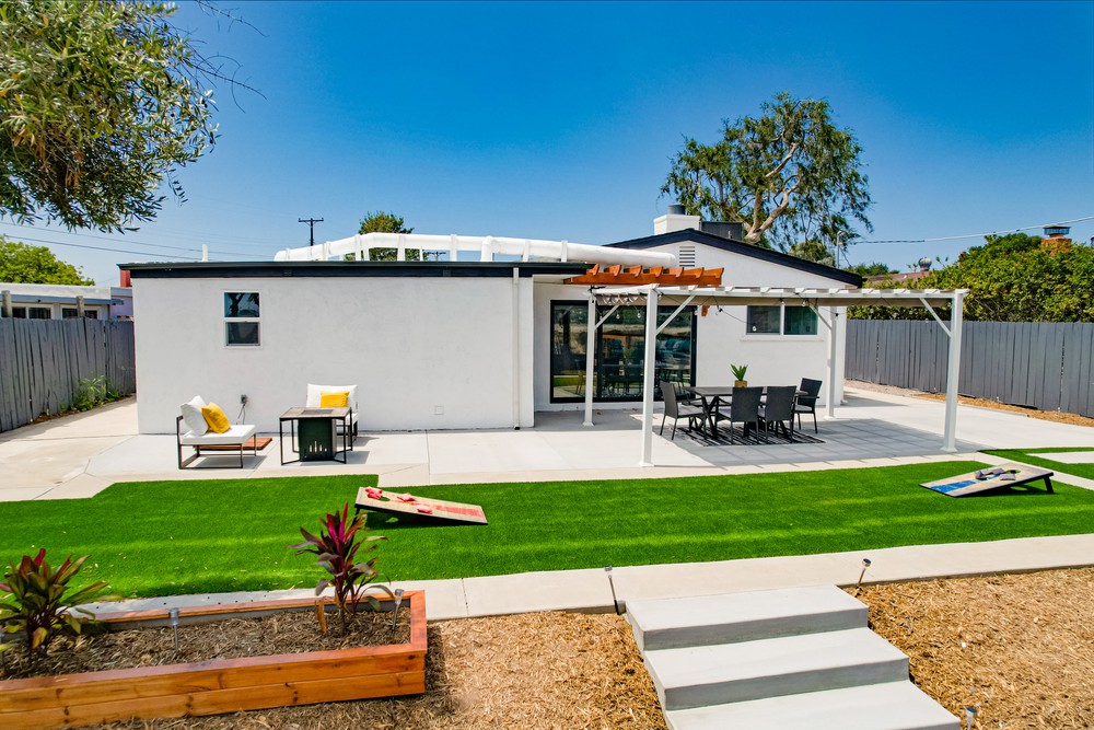 Virtual tour photo 18 of 52 for 5125 Dawne St
