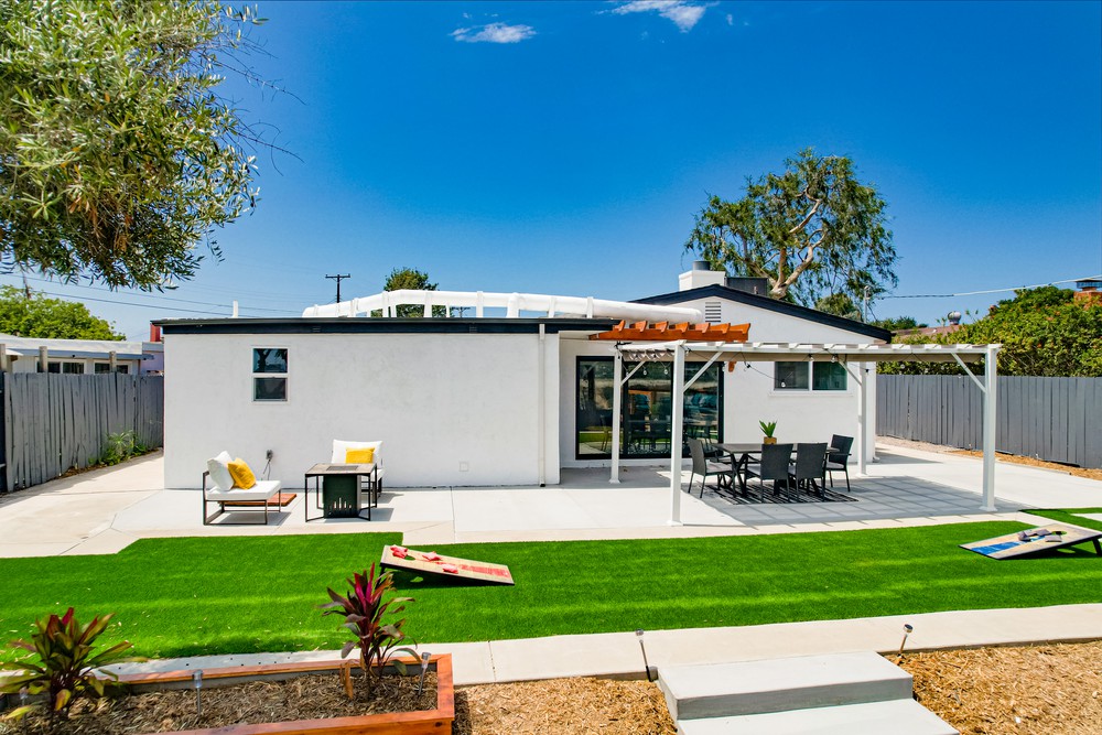 Virtual tour photo 19 of 52 for 5125 Dawne St