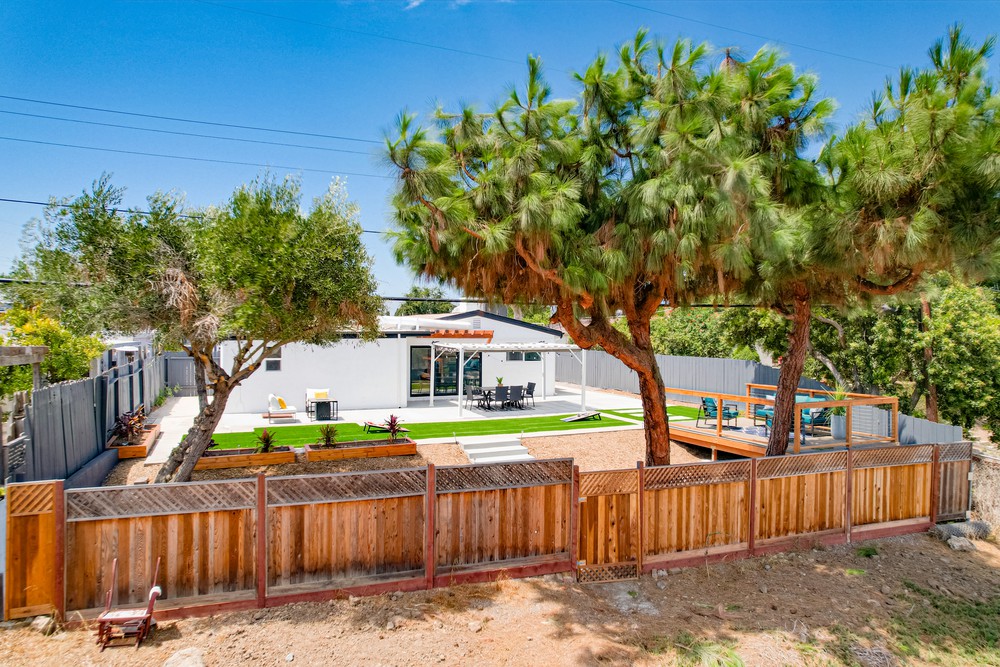 Virtual tour photo 23 of 52 for 5125 Dawne St