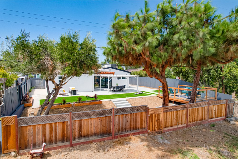 Virtual tour photo 26 of 52 for 5125 Dawne St