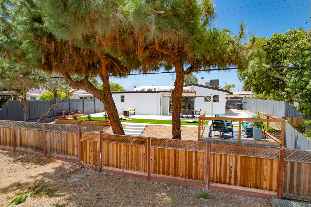Virtual tour photo 30 of 52 for 5125 Dawne St