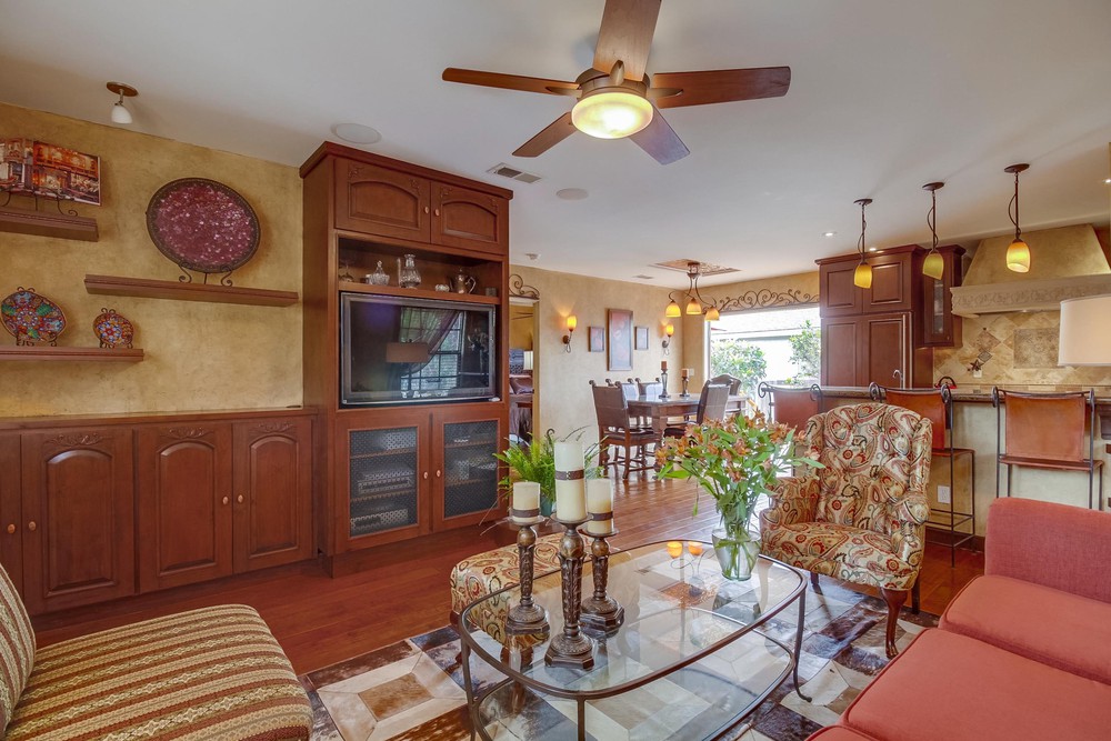Virtual tour photo 7 of 48 for 5126 Bayard St