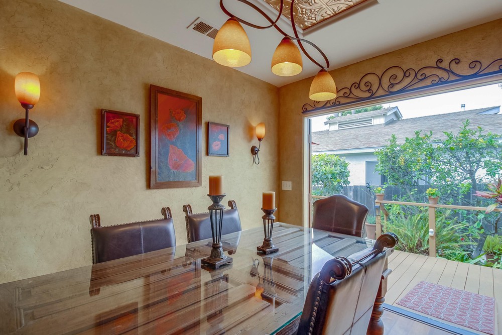 Virtual tour photo 8 of 48 for 5126 Bayard St
