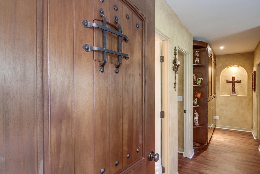 Virtual tour photo 36 of 48 for 5126 Bayard St